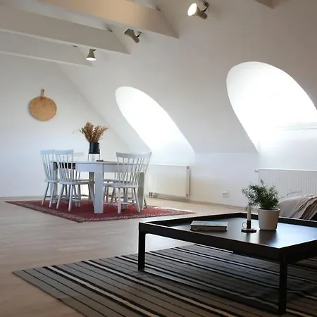 Appartement Cozy Penthouse In Town Wall *