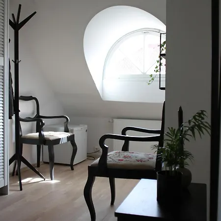 Korter Cozy Penthouse In Town Wall *